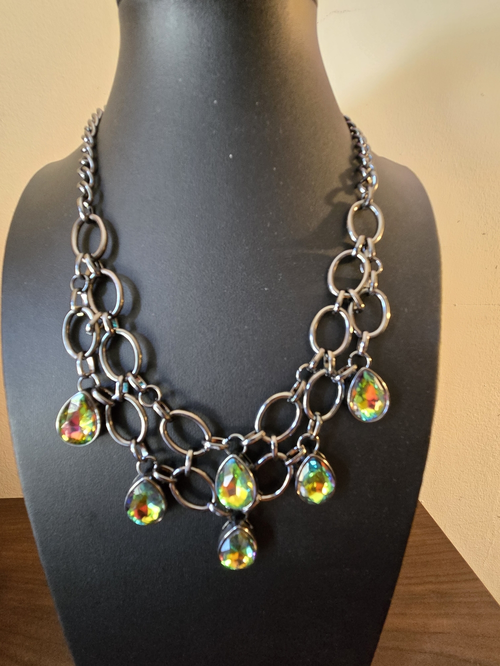 Statement Teardrop Crystal Link Necklace - Multicolor